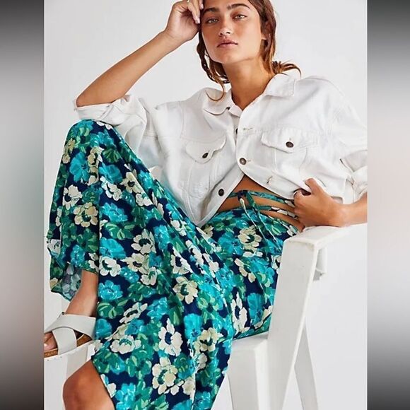 NEW FREE PEOPLE THATS A WRAP PRINTED MAXI SKIRT - Picture 1 of 5